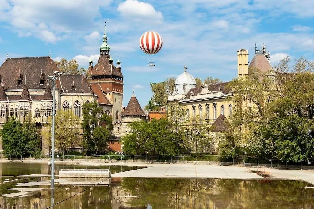 Citypark Cosy -Free Parking On Weekends Apartment Budapest 0*,  Hungary